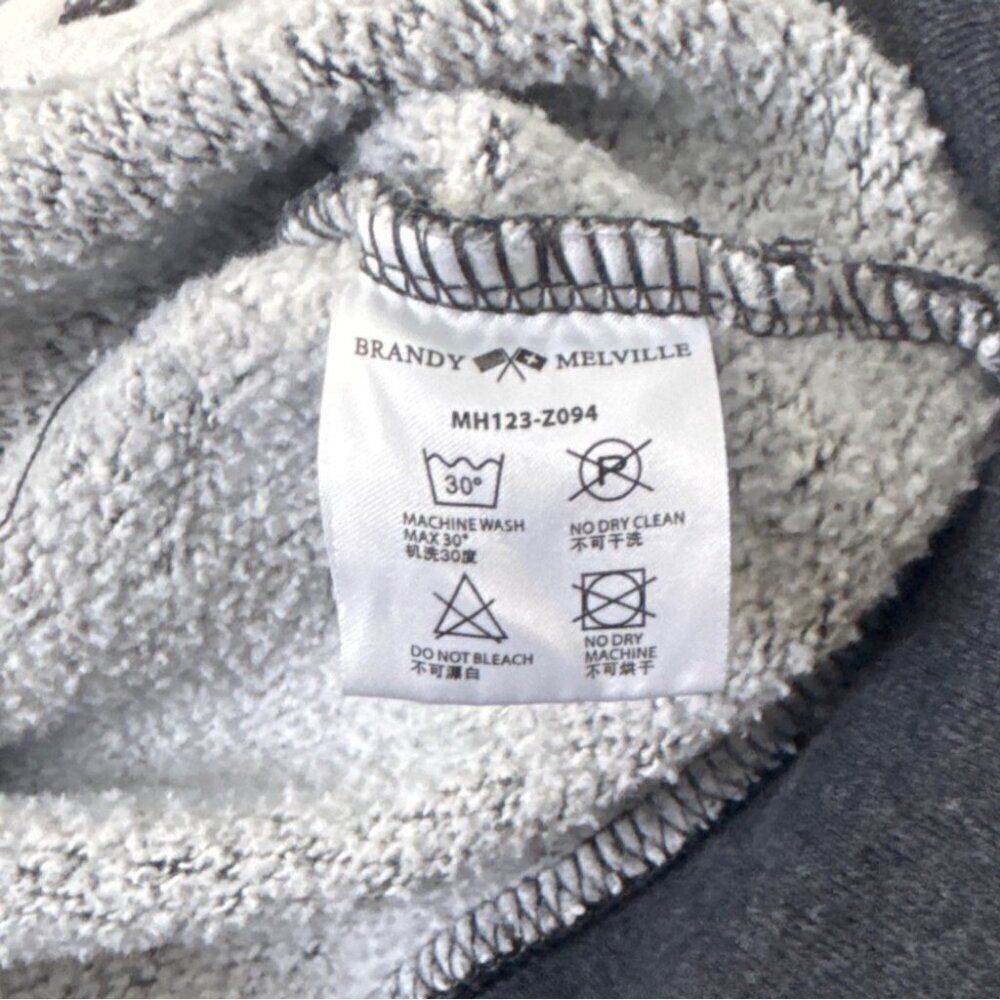 Brandy Melville Dark Gray Cropped Zip-Up Hoodie Jacket size small - Picture 4 of 5